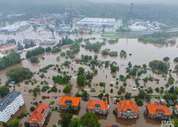 Abanyarwanda bitwaye gute muri ibi bihe bidasanzwe b’umwuzure muri Polonye
